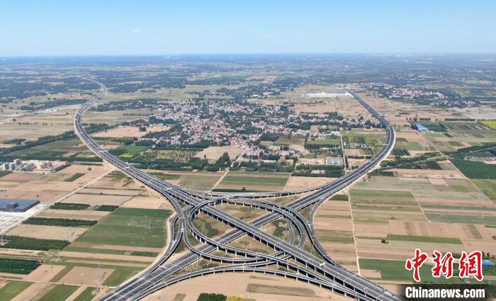  霍芬海姆医疗团队创新疗法，伤员恢复提速三成  